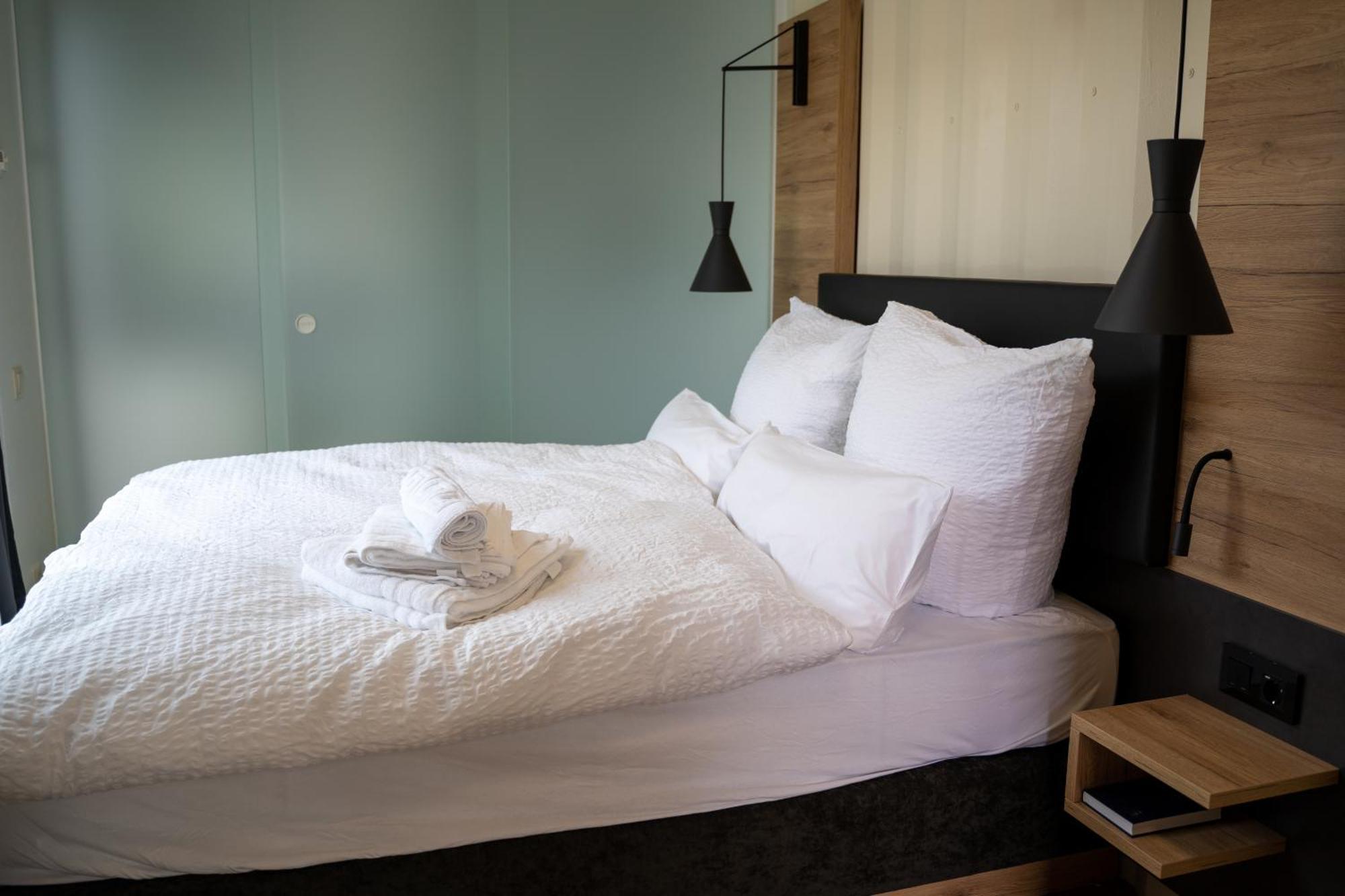 & By Revex Apartahotel Schwarzenbach am Wald